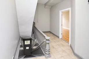 1120 W Grand Ave, Chicago, IL 60642 - Photo 5