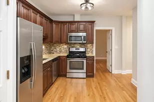1120 W Grand Ave, Chicago, IL 60642 - Photo 23