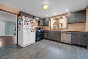 412 E Jackson St, Morris, IL 60450 - Photo 5