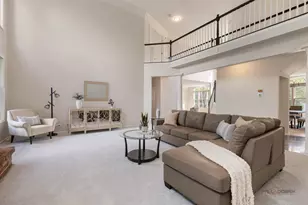 818 W Lukas Ave, Palatine, IL 60067 - Photo 9