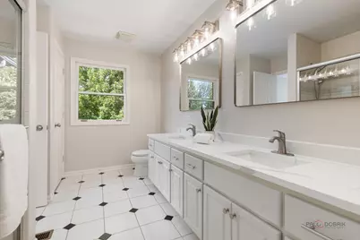 818 W Lukas Avenue, Palatine, IL 60067 - Photo 21
