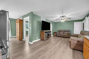 310 Water St, Earlville, IL 60518 - Photo 7