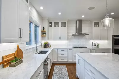 830 N Sleight Street, Naperville, IL 60563 - Photo 5