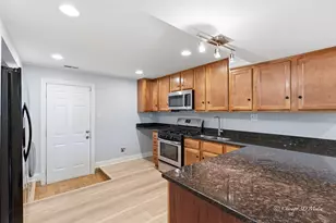 4558 N Kostner Ave, Chicago, IL 60630 - Photo 7