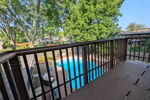 910 E Cherry Ln, Arlington Heights, IL 60004 - Photo 15