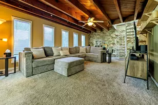 910 E Cherry Ln, Arlington Heights, IL 60004 - Photo 9