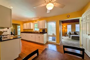 910 E Cherry Ln, Arlington Heights, IL 60004 - Photo 5