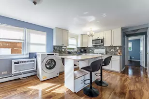 6935 W 64th Pl, Chicago, IL 60638 - Photo 3