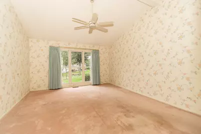 2157 N Lake Shore Circle, Arlington Heights, IL 60004 - Photo 17