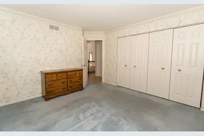 2157 N Lake Shore Circle, Arlington Heights, IL 60004 - Photo 21