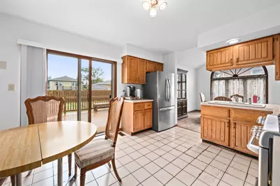 8515 Leclaire Avenue, Burbank, IL 60459 - Photo 9