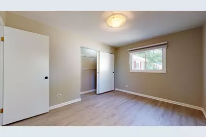 115 Princeton Street, Hoffman Estates, IL 60169 - Photo 7