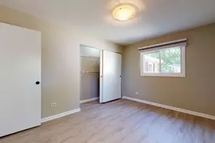 115 Princeton St, Hoffman Estates, IL 60169 - Photo 7