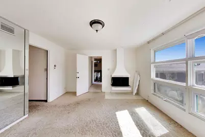 24072 W Hawthorne Lane, Antioch, IL 60002 - Photo 23
