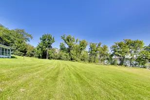24072 W Hawthorne Ln, Antioch, IL 60002 - Photo 59
