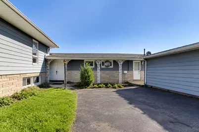 24072 W Hawthorne Lane, Antioch, IL 60002 - Photo 65