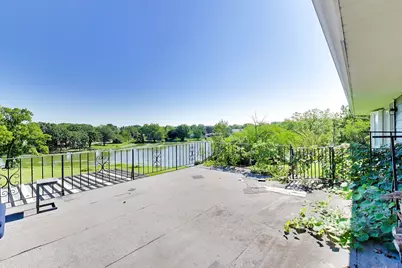 24072 W Hawthorne Lane, Antioch, IL 60002 - Photo 53