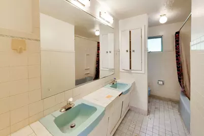 24072 W Hawthorne Lane, Antioch, IL 60002 - Photo 43
