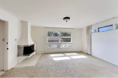 24072 W Hawthorne Lane, Antioch, IL 60002 - Photo 21