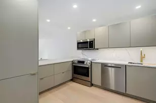 1030 N State St, Chicago, IL 60610 - Photo 9