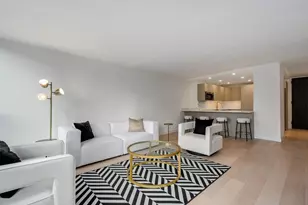 1030 N State St, Chicago, IL 60610 - Photo 7