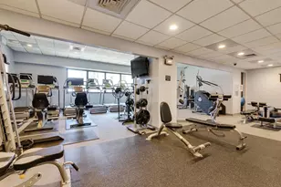 1030 N State St, Chicago, IL 60610 - Photo 27