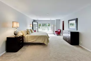 577 Harvey Lake Dr, Vernon Hills, IL 60061 - Photo 13