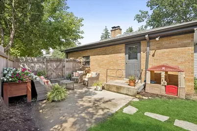 17 Golf Avenue, Clarendon Hills, IL 60514 - Photo 25