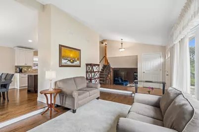 7730 Arcadia Street, Morton Grove, IL 60053 - Photo 5