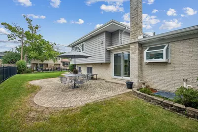 7730 Arcadia Street, Morton Grove, IL 60053 - Photo 25