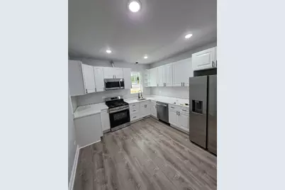 20 N 6th Avenue, Maywood, IL 60153 - Photo 17
