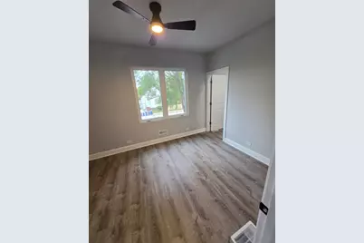 20 N 6th Avenue, Maywood, IL 60153 - Photo 21