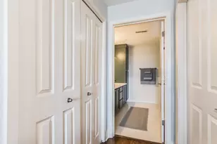 100 S Emerson St, Mount Prospect, IL 60056 - Photo 17