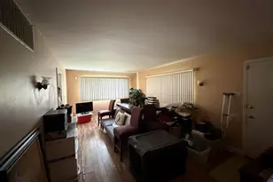 125 Algonquin St, Park Forest, IL 60466 - Photo 5