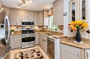 935 S Darla Ct, Waukegan, IL 60085 - Photo 13