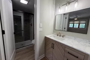 11006 S Theresa Circle, Palos Hills, IL 60465 - Photo 21