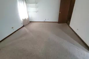 9303 Montgomery Dr, Orland Park, IL 60462 - Photo 15