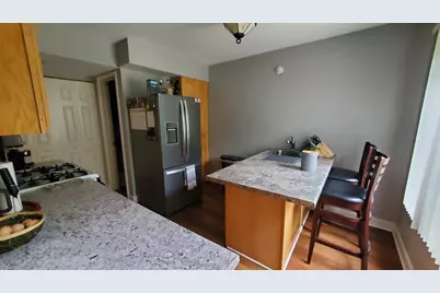 7342 Winthrop Way #8, Downers Grove, IL 60516 - Photo 9