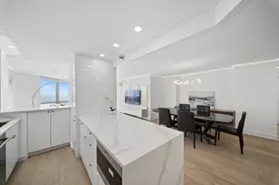 195 N Harbor Dr, Chicago, IL 60601 - Photo 9