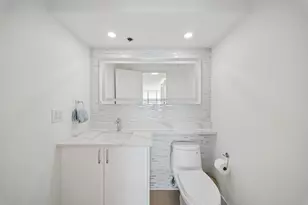 195 N Harbor Dr, Chicago, IL 60601 - Photo 27