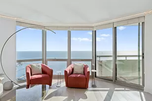 195 N Harbor Dr, Chicago, IL 60601 - Photo 5