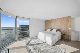 195 N Harbor Dr, Chicago, IL 60601 - Photo 19