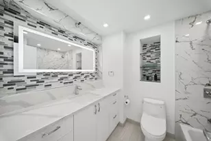 195 N Harbor Dr, Chicago, IL 60601 - Photo 23