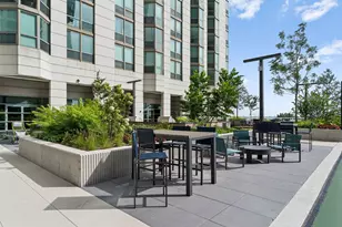 195 N Harbor Dr, Chicago, IL 60601 - Photo 51