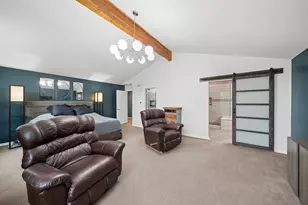 8122 Hampton Dr, Woodridge, IL 60517 - Photo 15