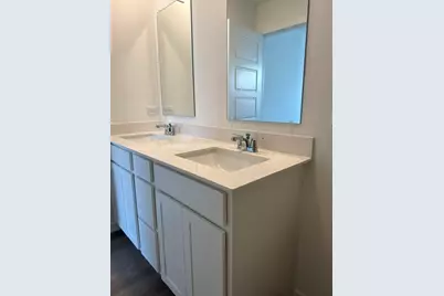 2226 Lakeshore Drive #2226, Schaumburg, IL 60173 - Photo 7