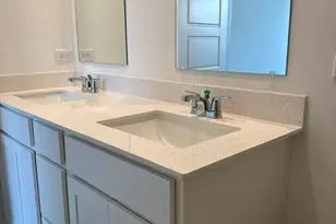 2226 Lake Shore Dr, Schaumburg, IL 60173 - Photo 7