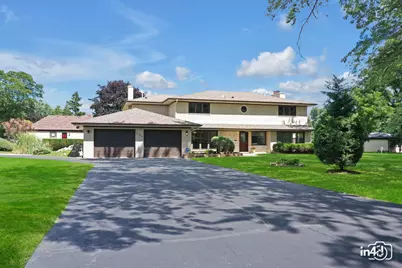 124 E Monterey Avenue, Schaumburg, IL 60193 - Photo 1