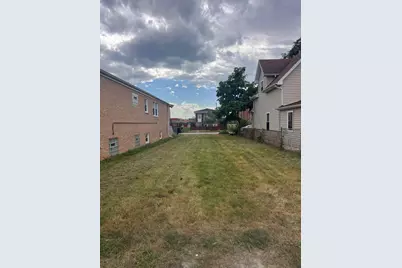 7506 W 64th Street, Summit, IL 60501 - Photo 3