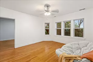4055 N Spaulding Ave, Chicago, IL 60618 - Photo 15